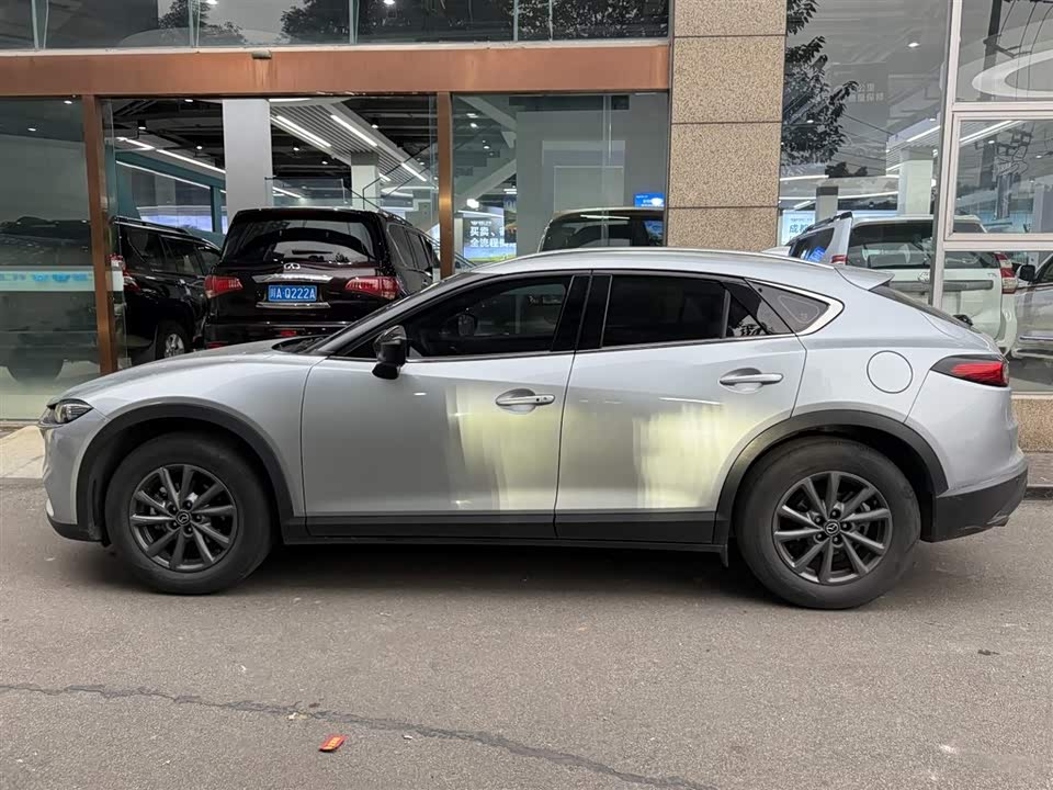 Mazda CX-4