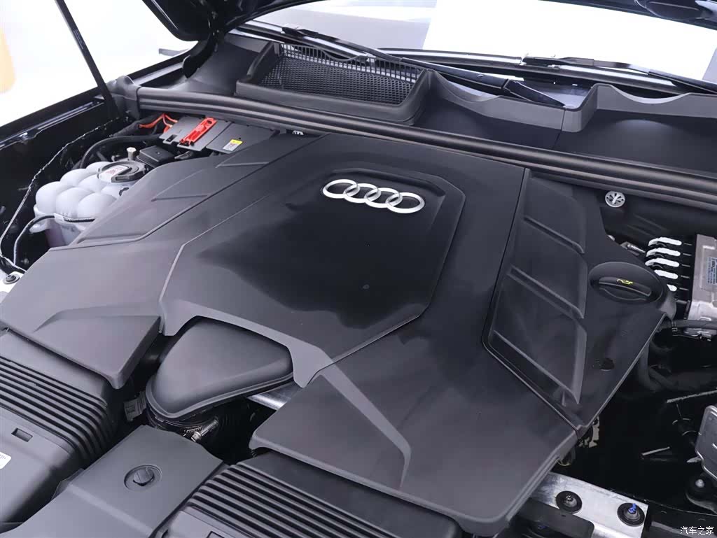 Audi Q7, 2024 25