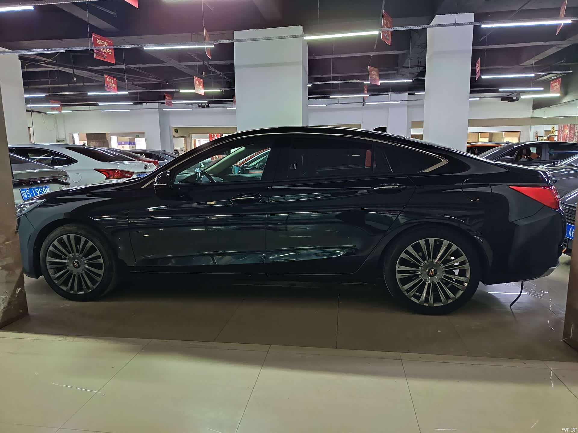 Hongqi H5, 2021 4