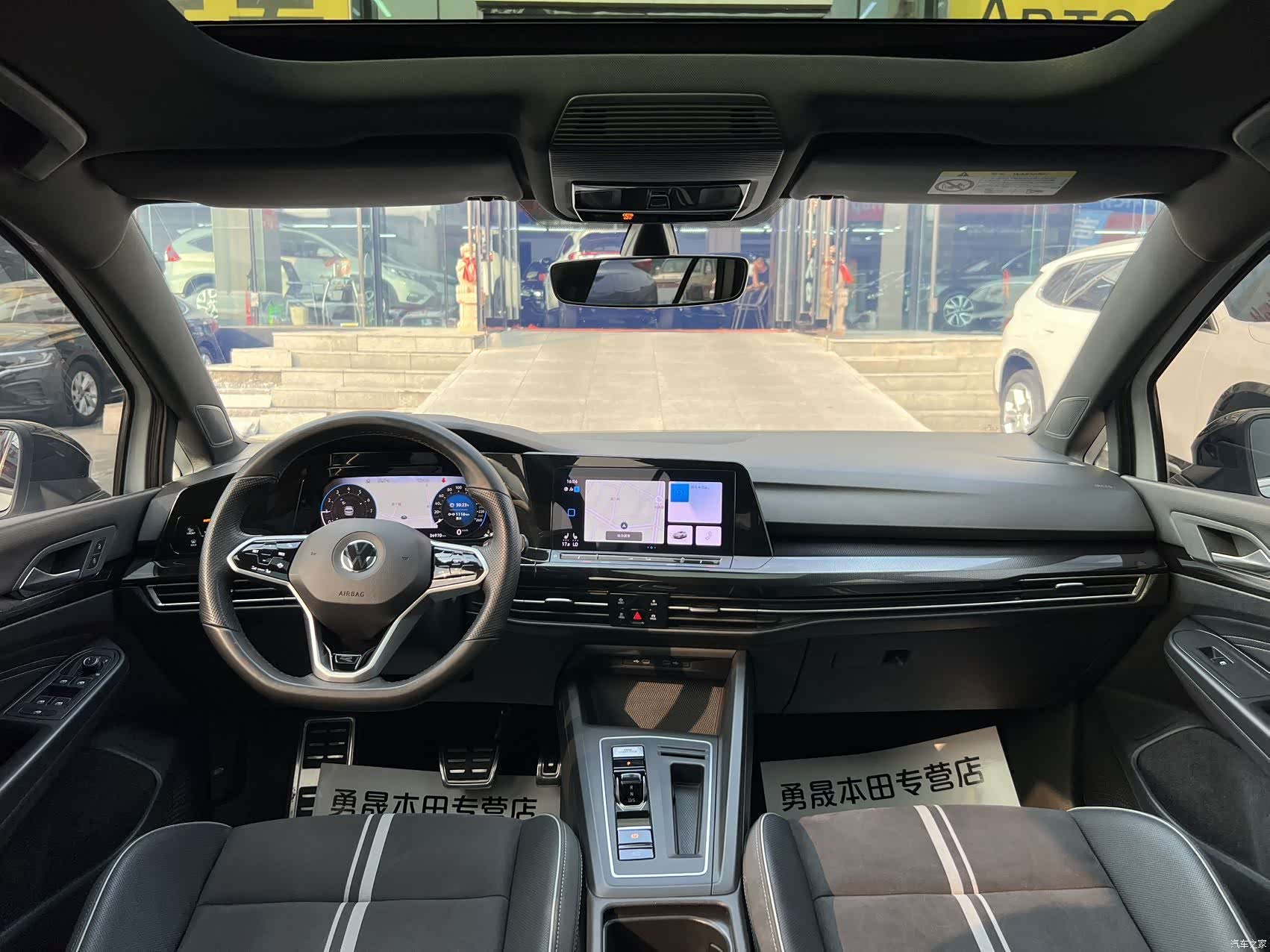 Volkswagen Golf, 2024 20