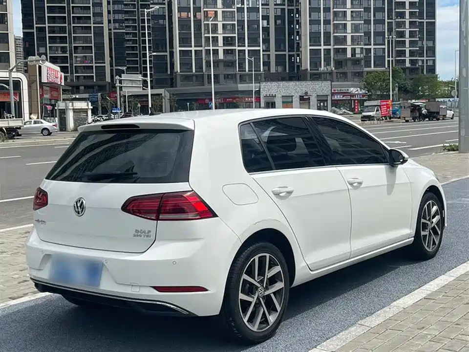 Volkswagen golf