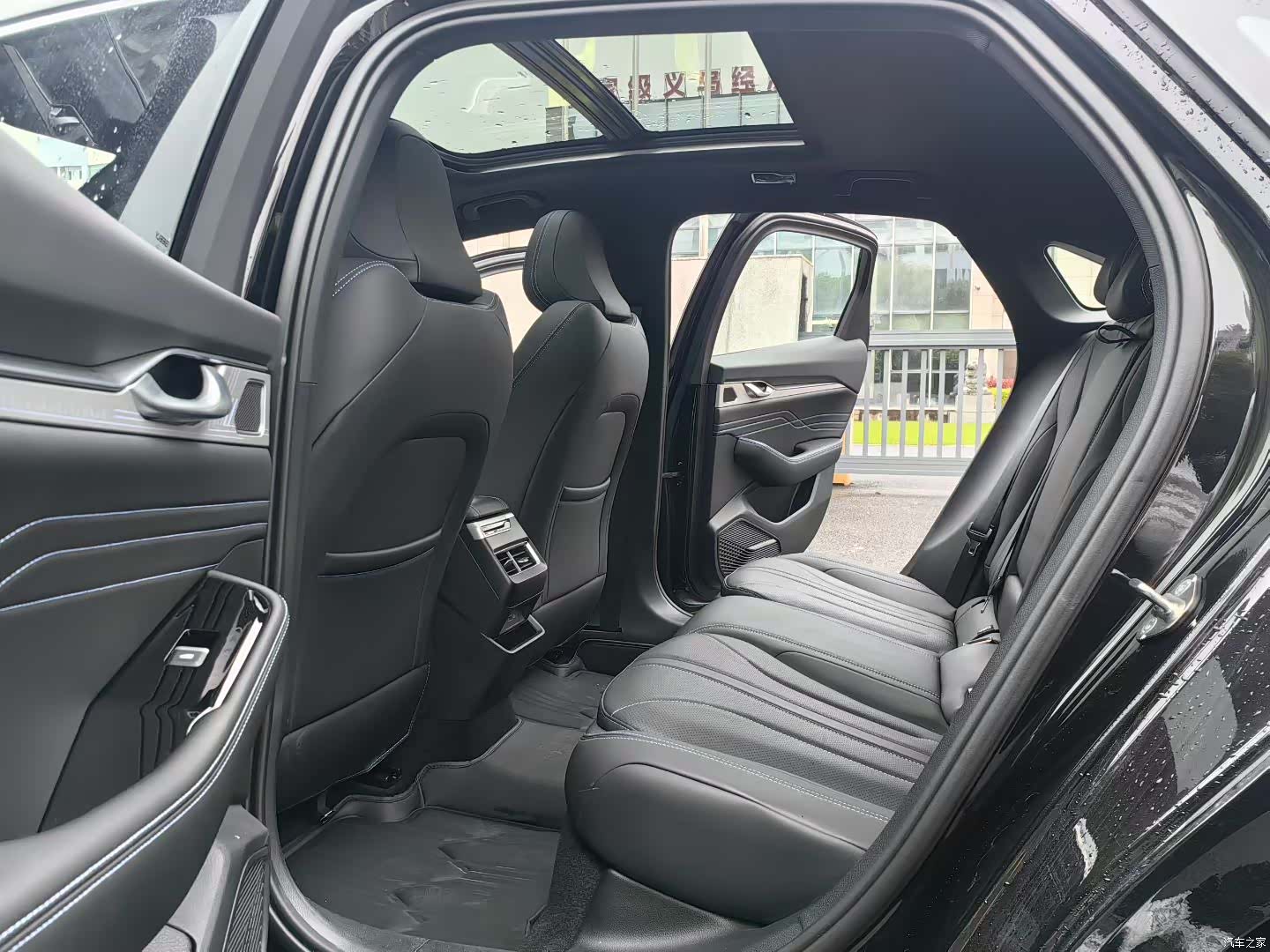 Geely Preface, 2026 6