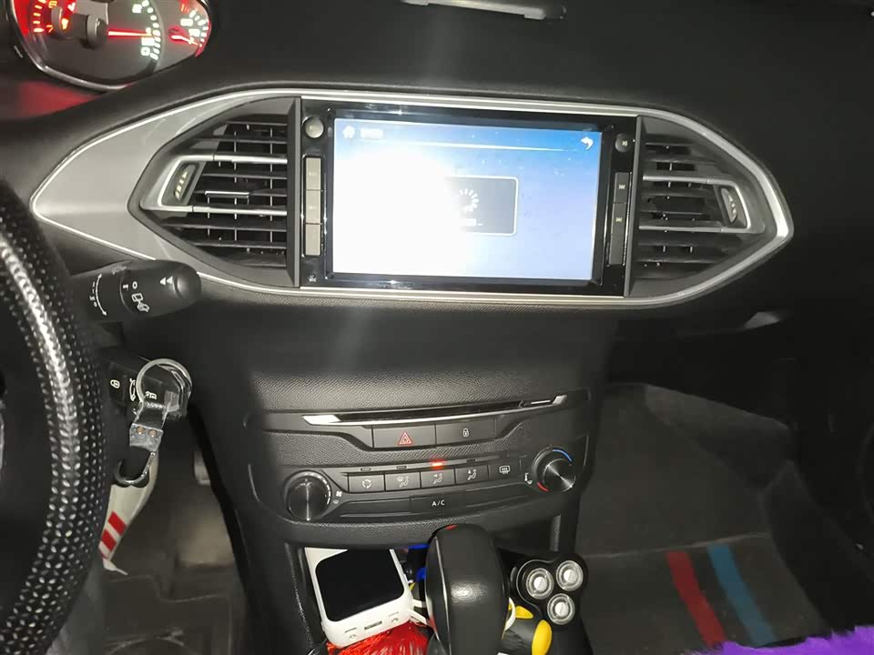 Peugeot 308S