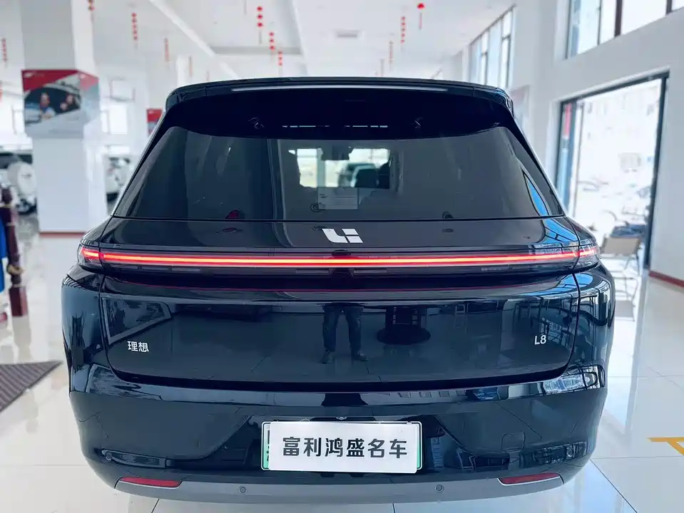 Li Auto Ideal L8