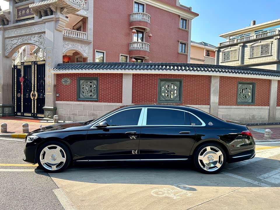 Mercedes-Benz Maybach S-class