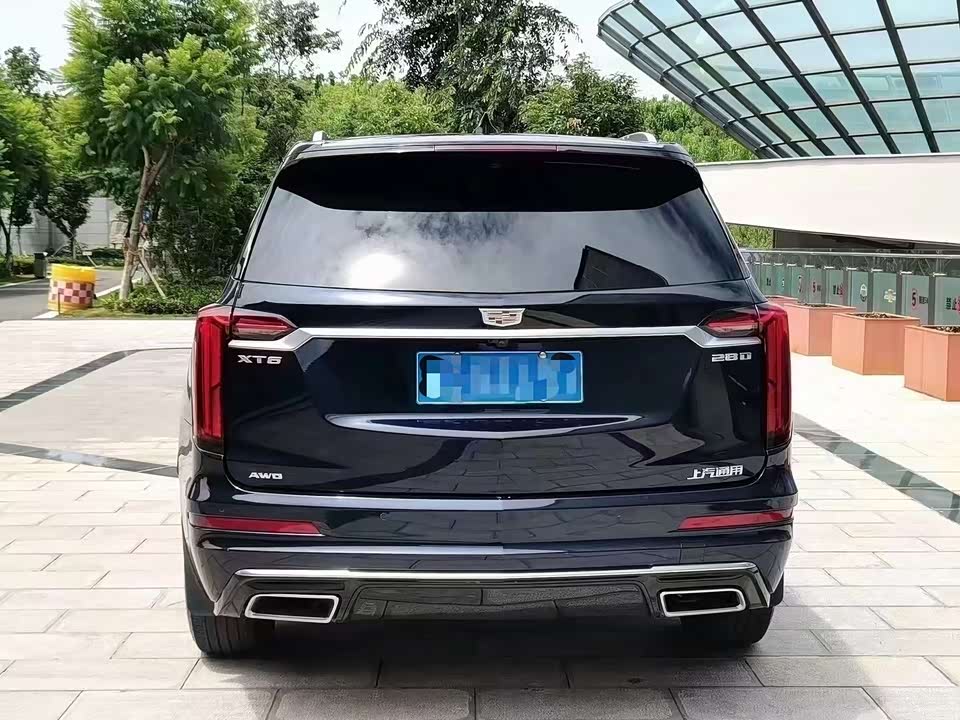 Cadillac XT6