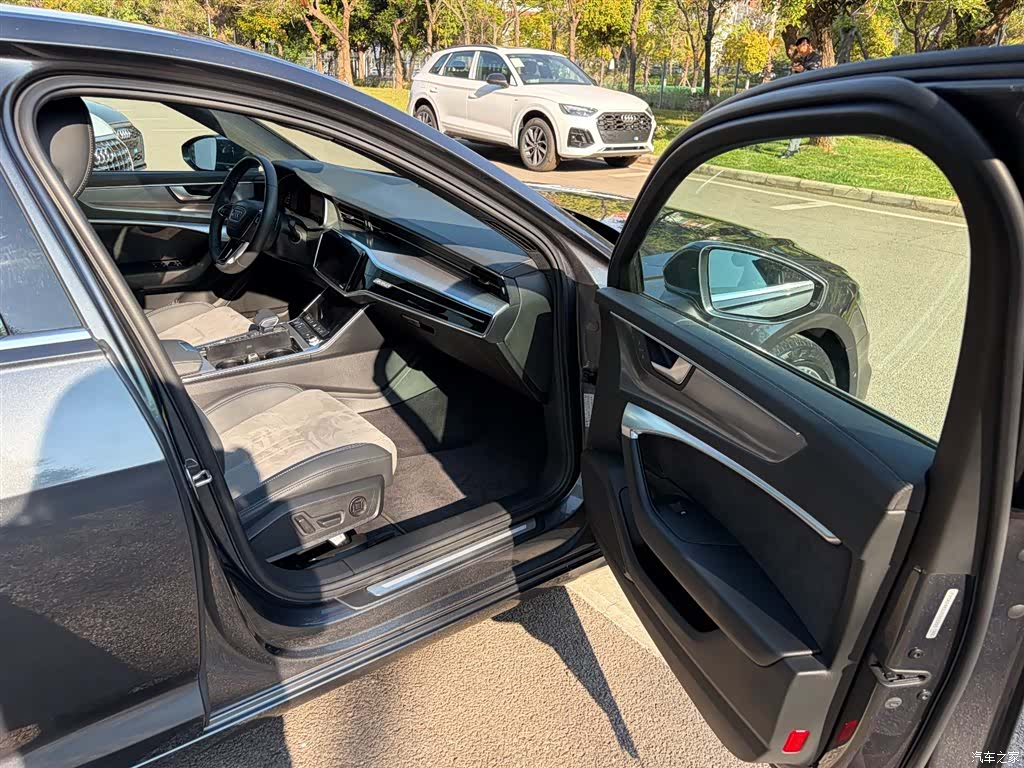 Audi A6L, 2019 24