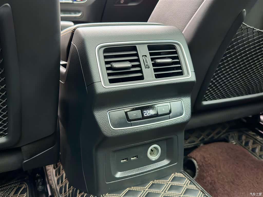 Audi Q5L, 2019 28