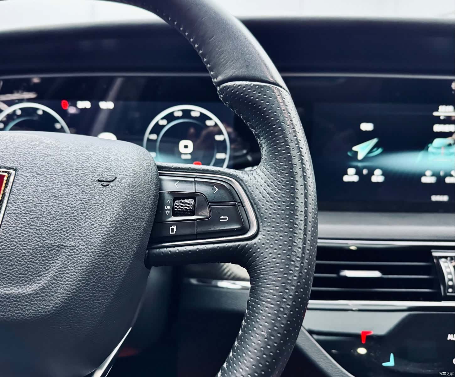Hongqi HS5, 2021 21