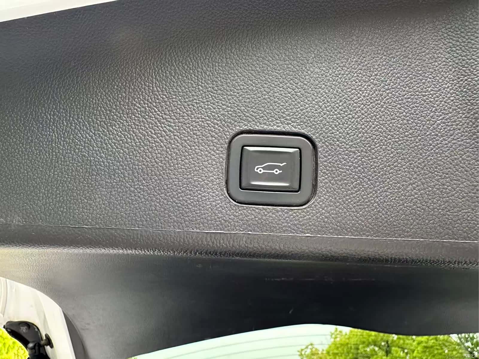 Cadillac SRX, 2016 6