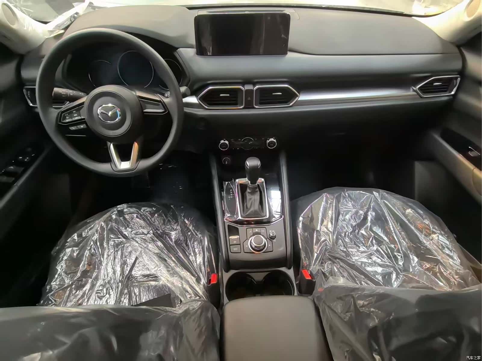Mazda CX-5, 2025 10
