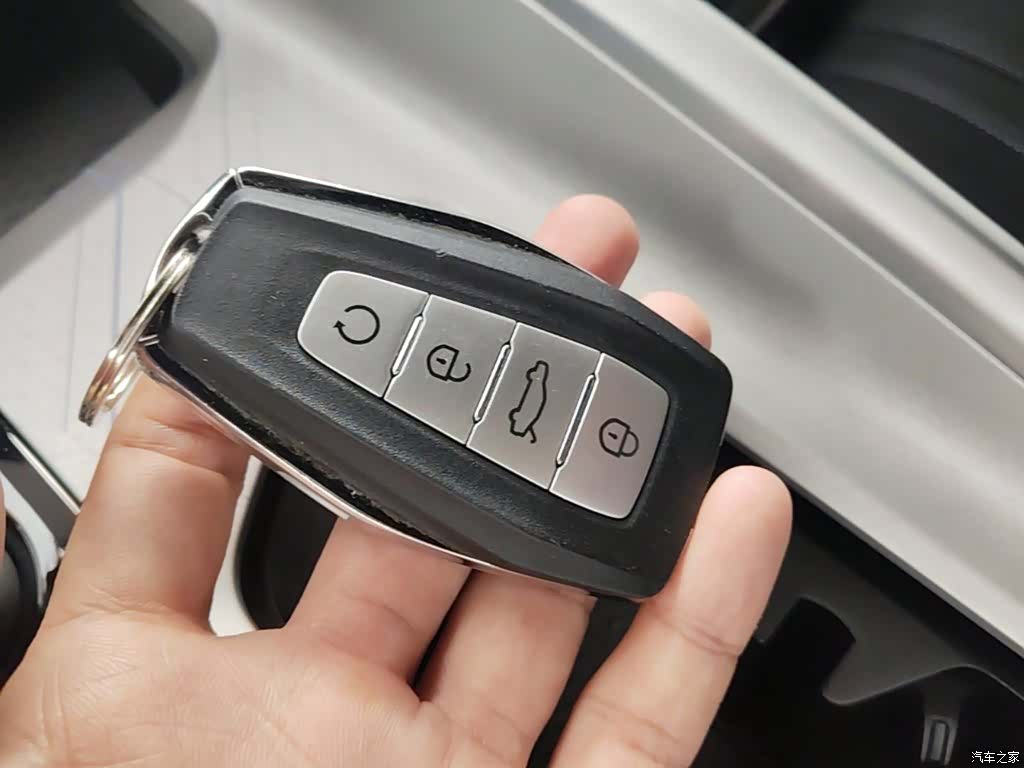Geely Preface, 2025 9