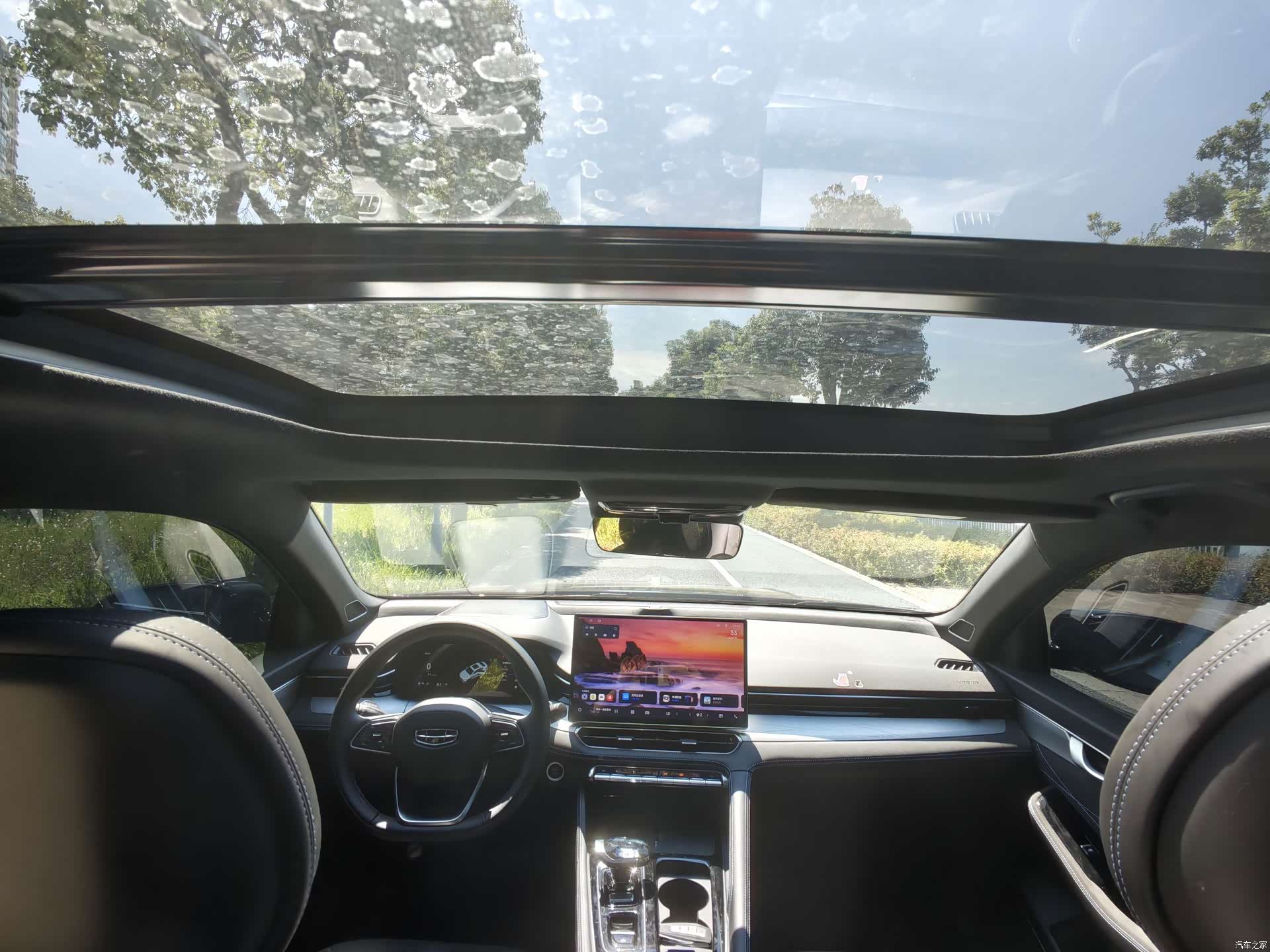 Geely Preface, 2025 10