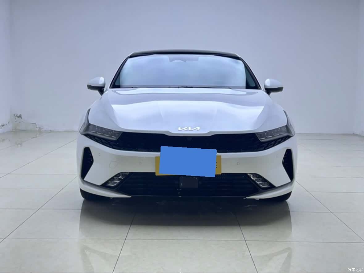 Kia K5, 2025 2