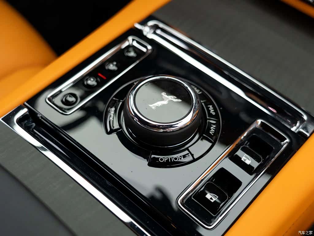 Rolls-Royce Ghost, 2022 24