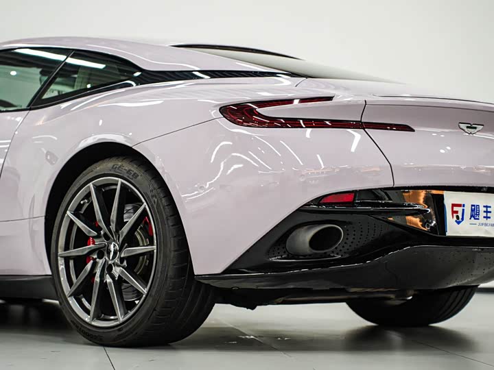 Aston Martin DB11 2016 5.2T shou fa ban