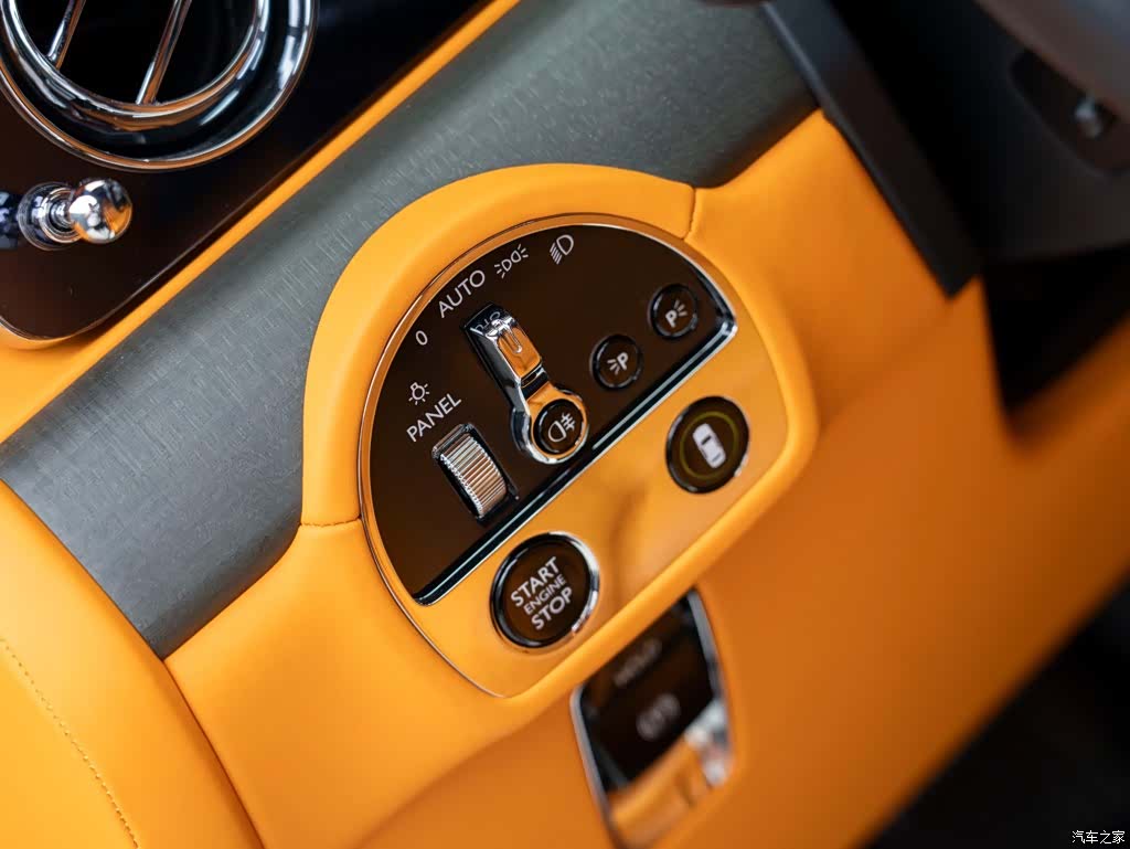 Rolls-Royce Ghost, 2022 8