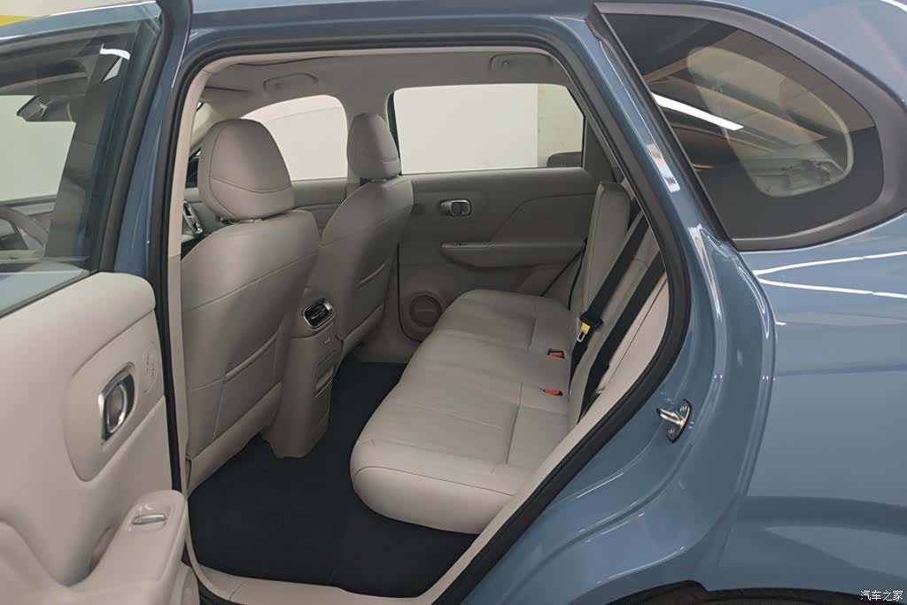 Leapmotor B10, 2025 11
