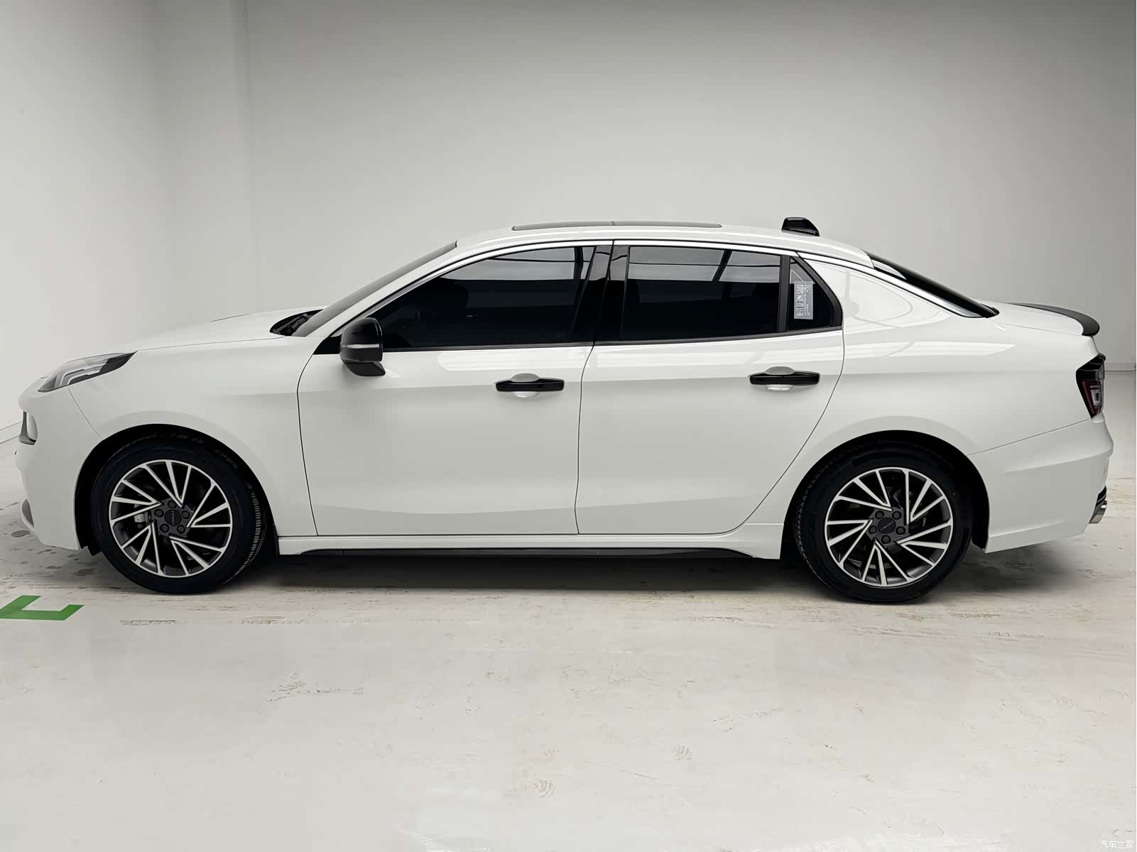 Lynk & Co 02, 2023 9