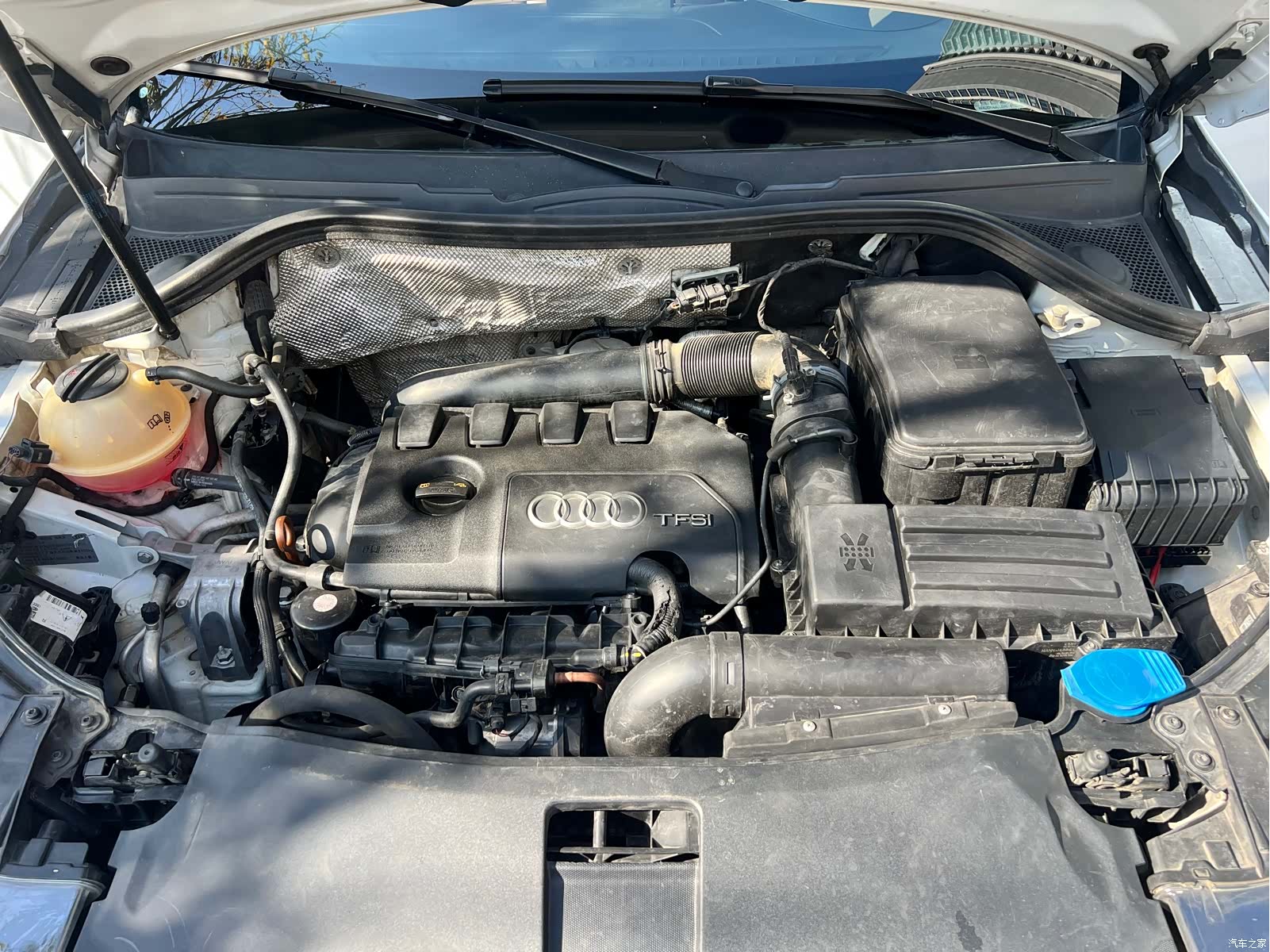 Audi Q3, 2013 26