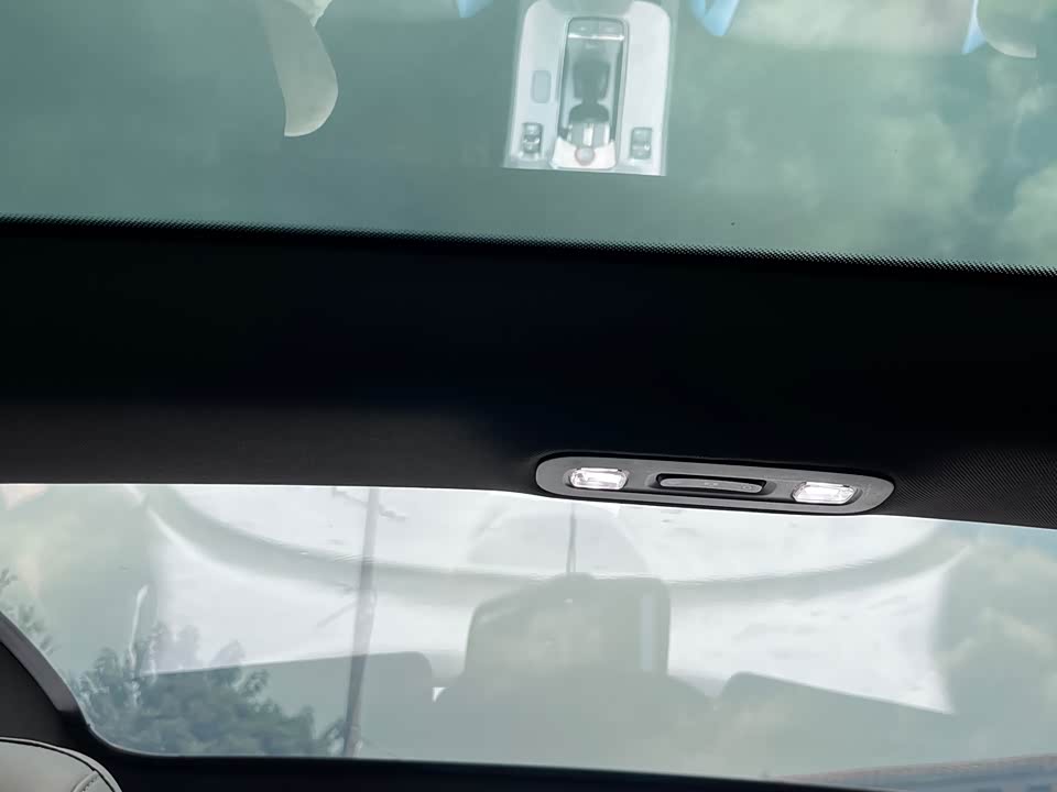 Trumpchi Shadow Leopard