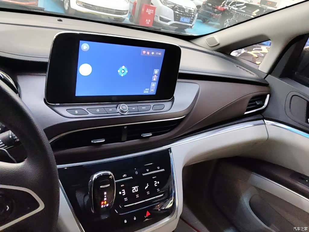 Buick GL8, 2022 9