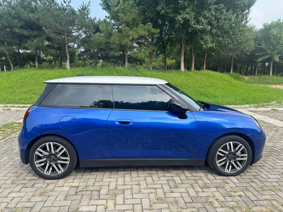 MINI Electric COOPER