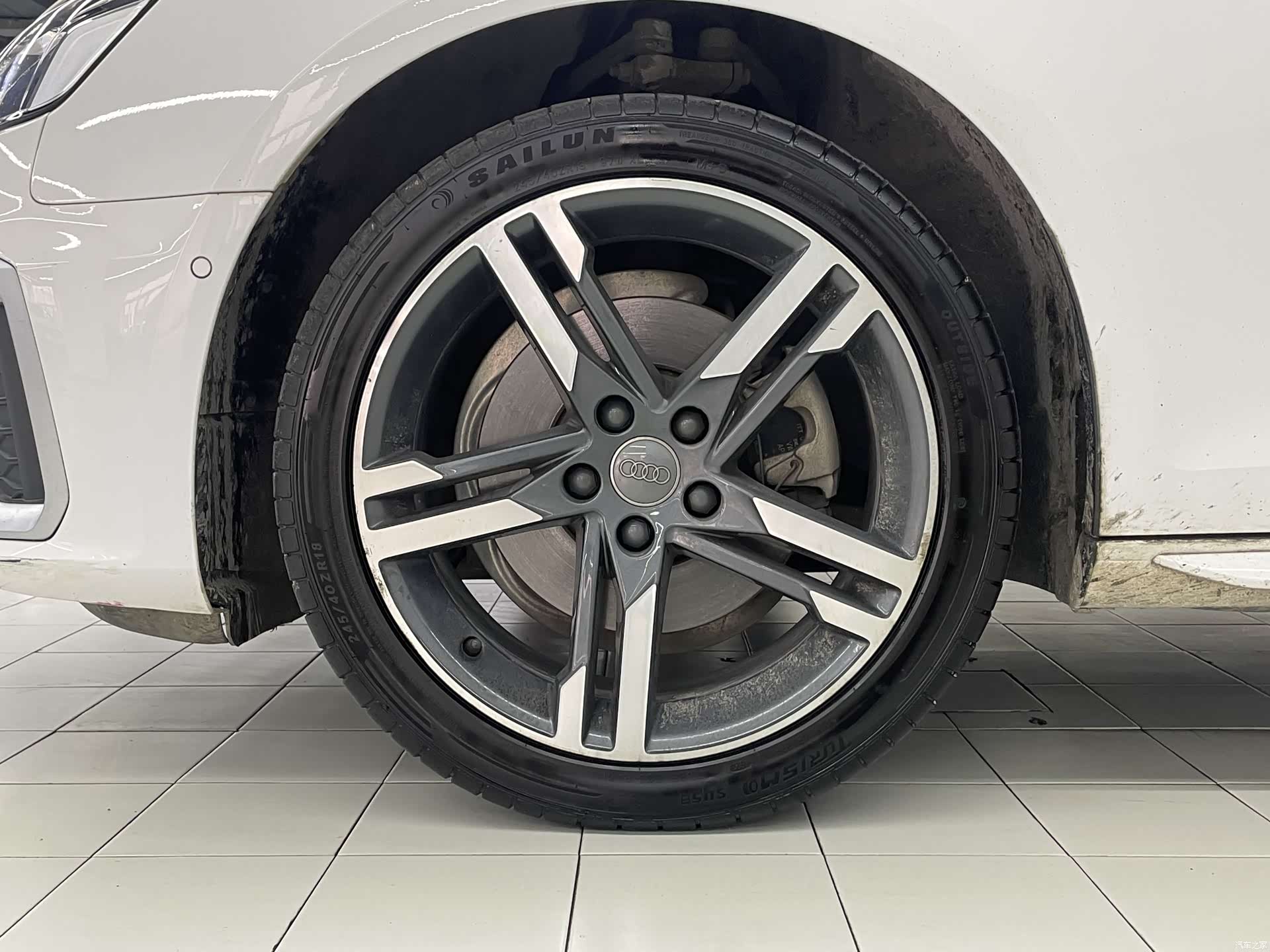 Audi A4L, 2023 18