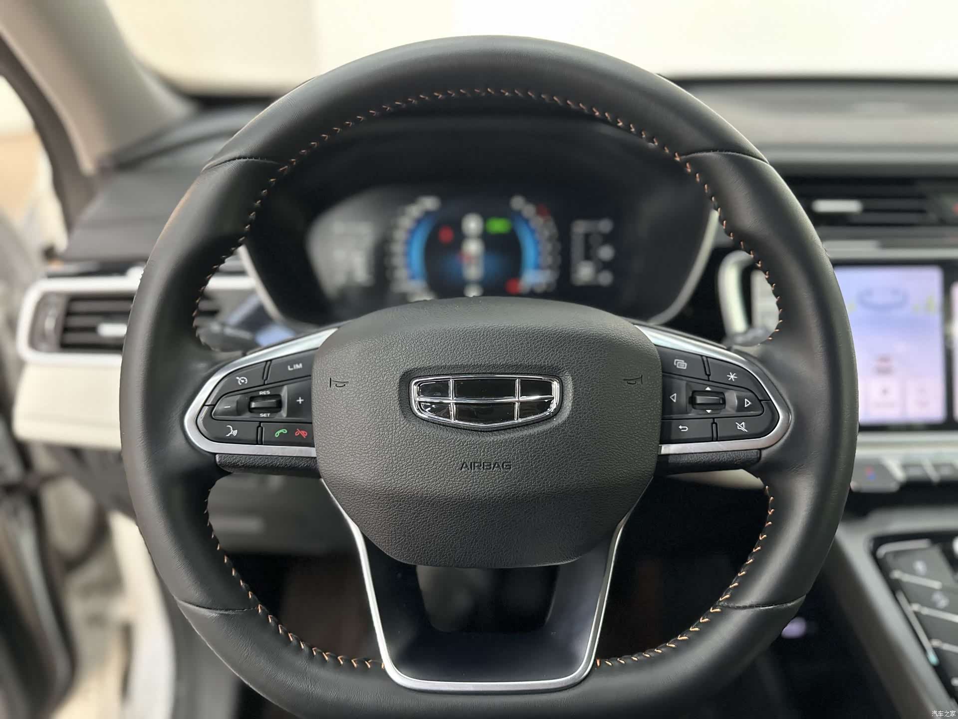 Geely Boyue, 2023 8