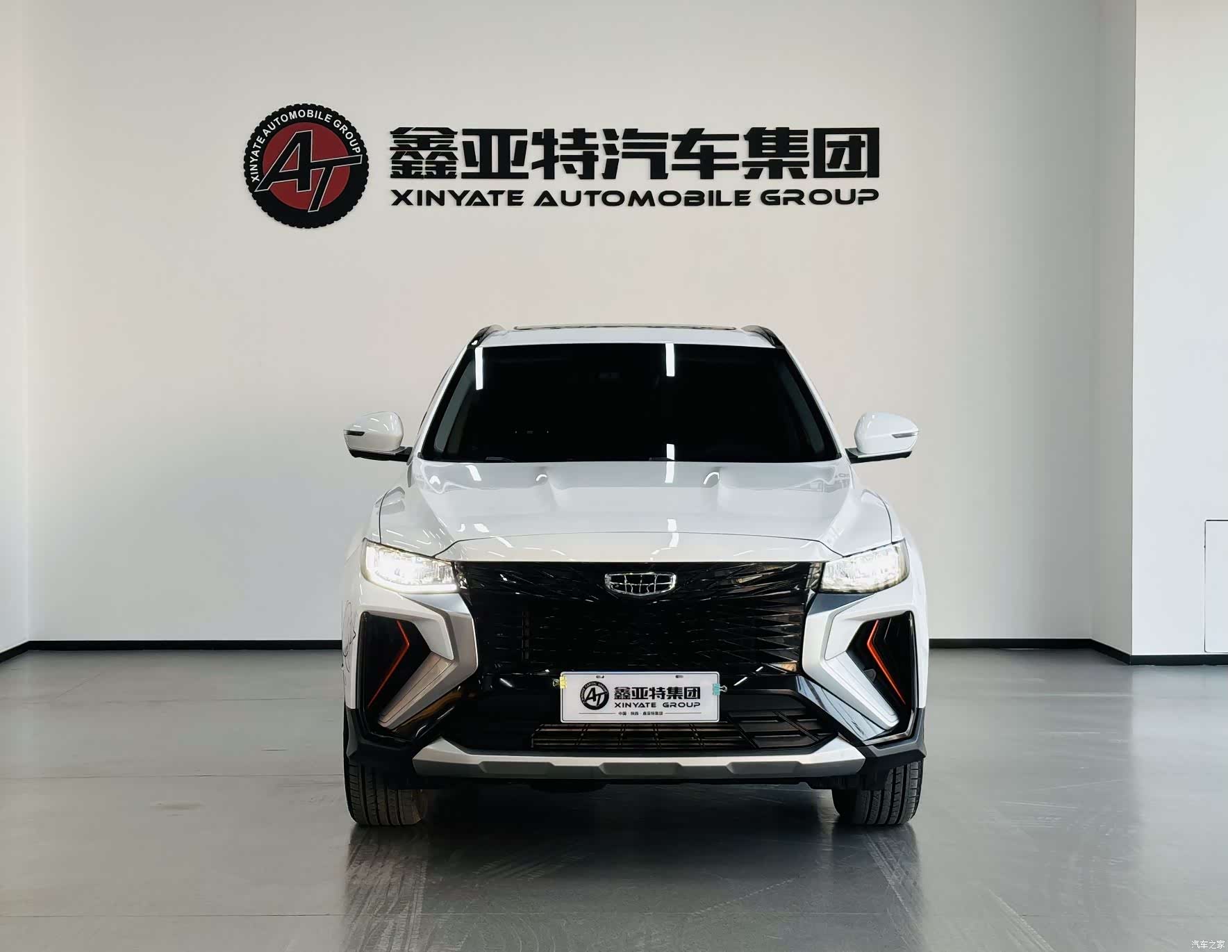 Geely Boyue, 2023 все фото