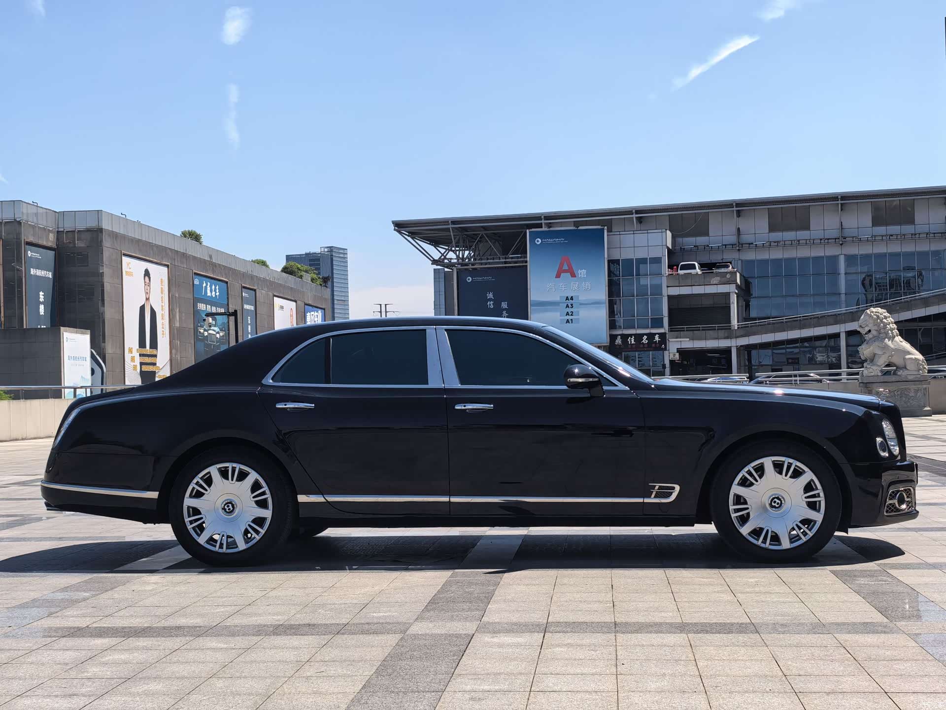 Bentley Mulsanne, 2018 7