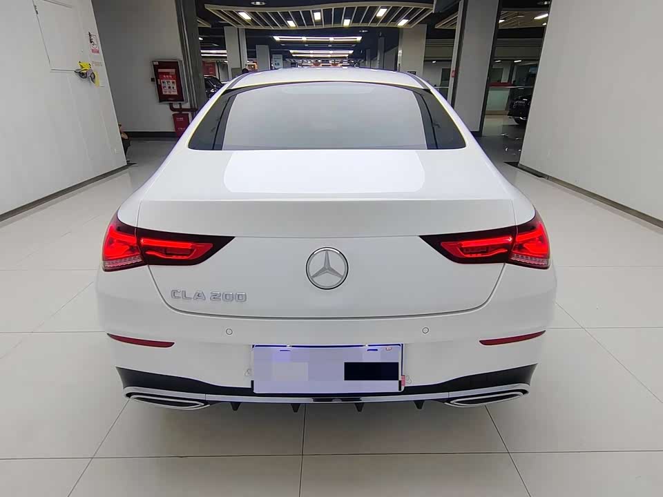 Mercedes-Benz CLA