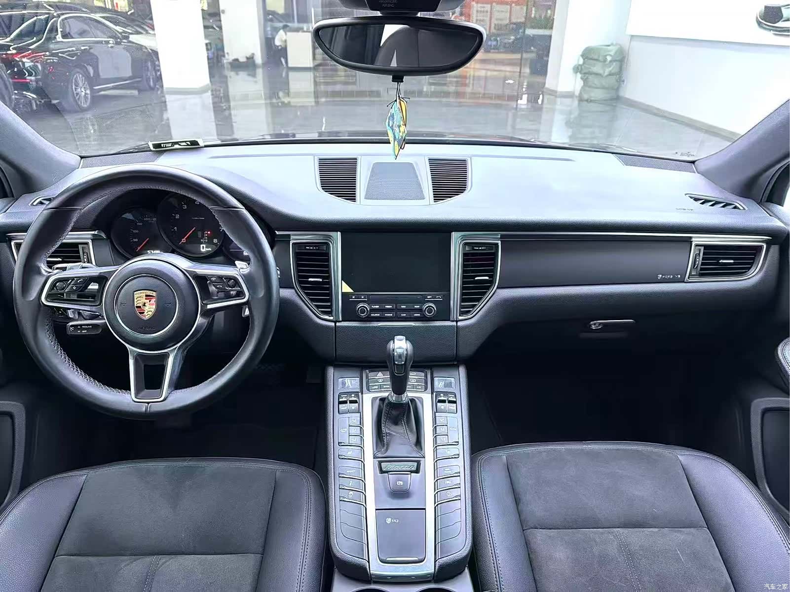 Porsche Macan, 2018 7