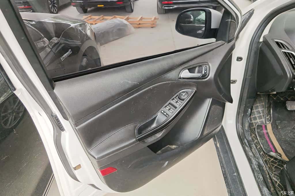 Ford Focus, 2016 7