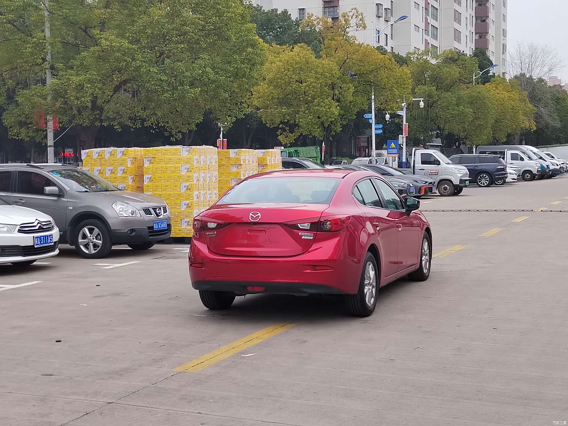 Mazda Mazda3, 2015 9