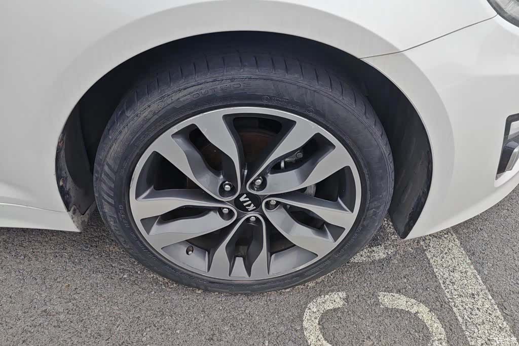 Kia K5, 2015 6