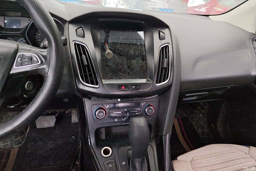 Ford Focus, 2016 13