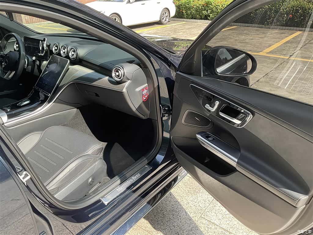 Mercedes-Benz C-Class, 2023 7