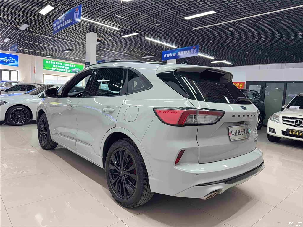 Ford Escape, 2023 4