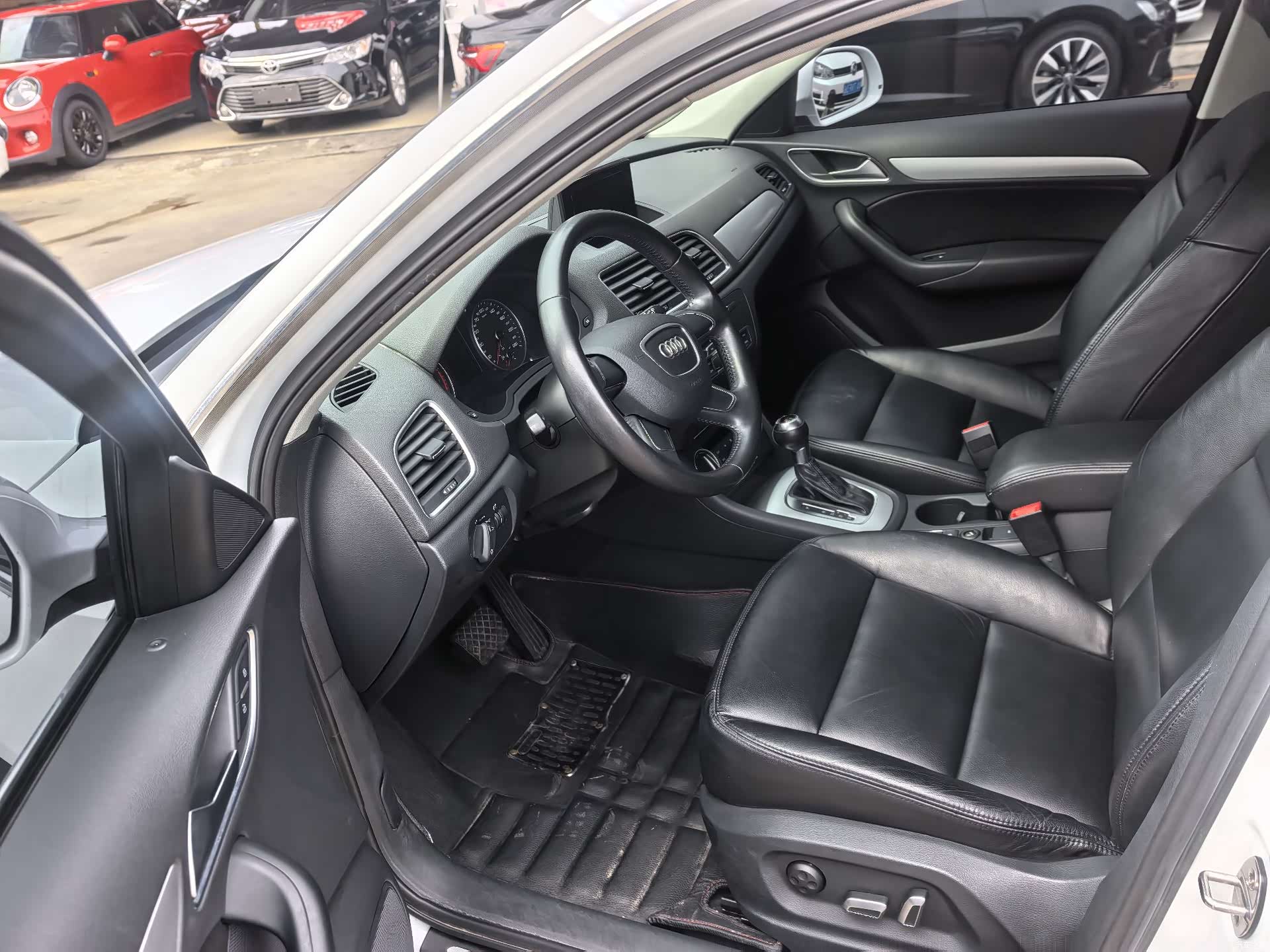 Audi Q3, 2016 4