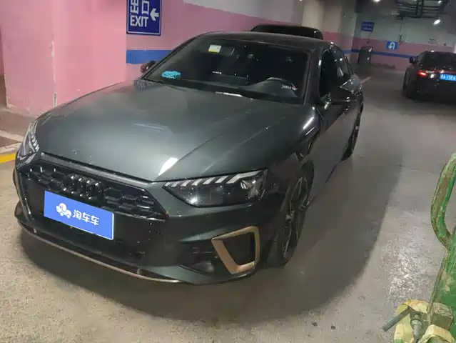 Audi A4L 2024 — купить из Китая под заказ