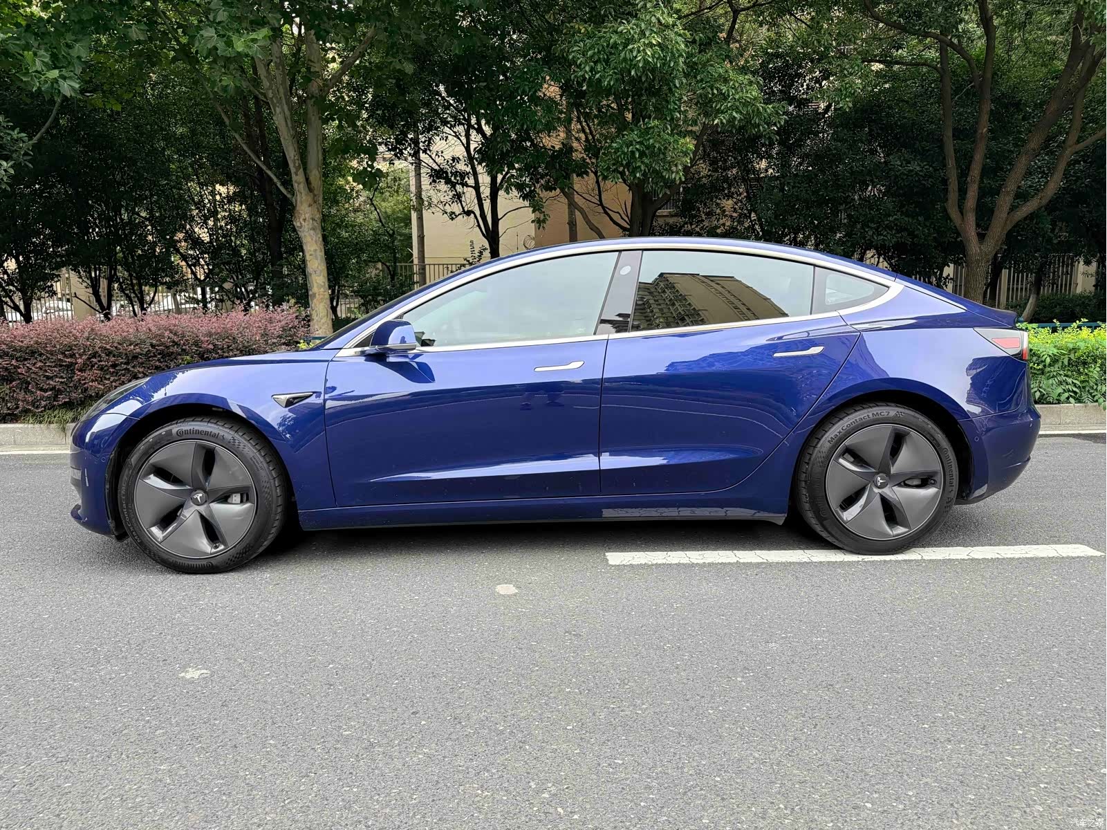 Tesla Model 3, 2019 все фото