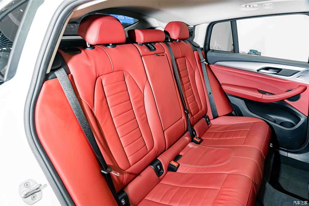 BMW X4, 2021 21