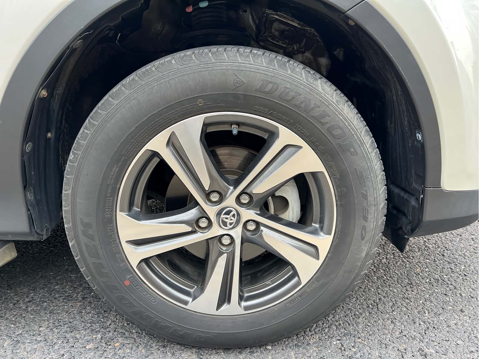 Toyota RAV4, 2016 32