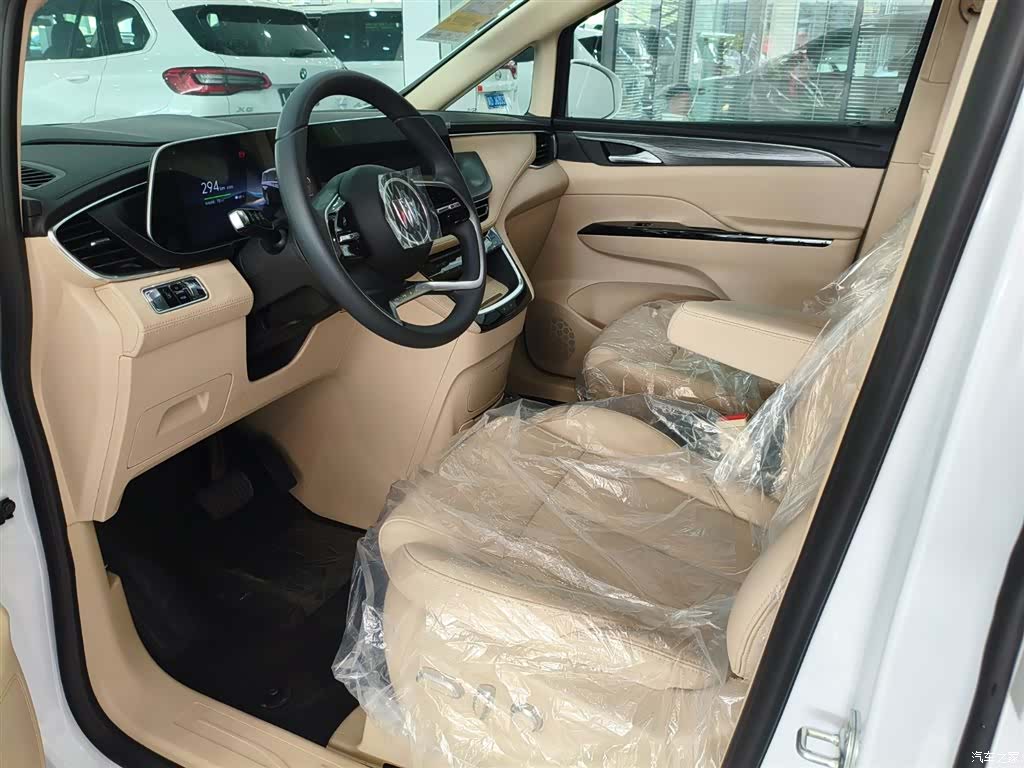 Buick GL8, 2026 8