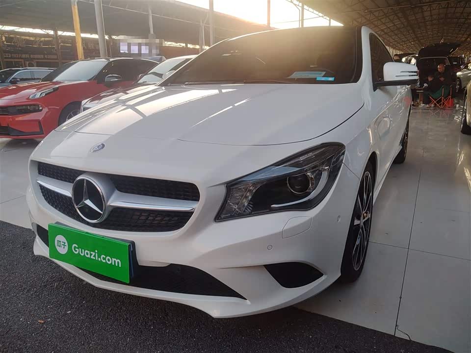 Mercedes-Benz CLA