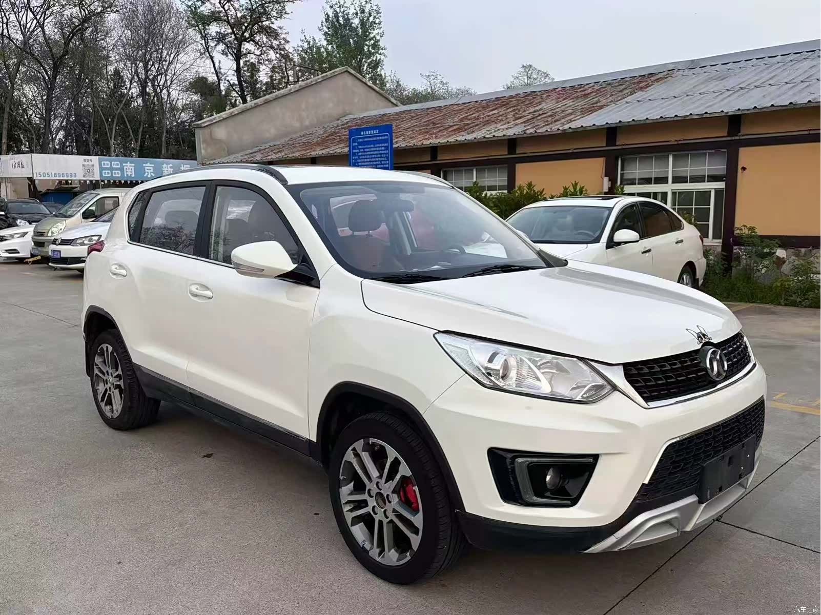 BAIC X35, 2016 3