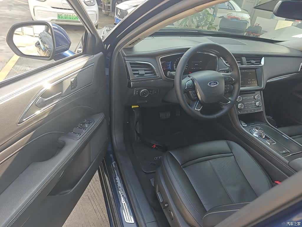 Ford Taurus, 2016 16