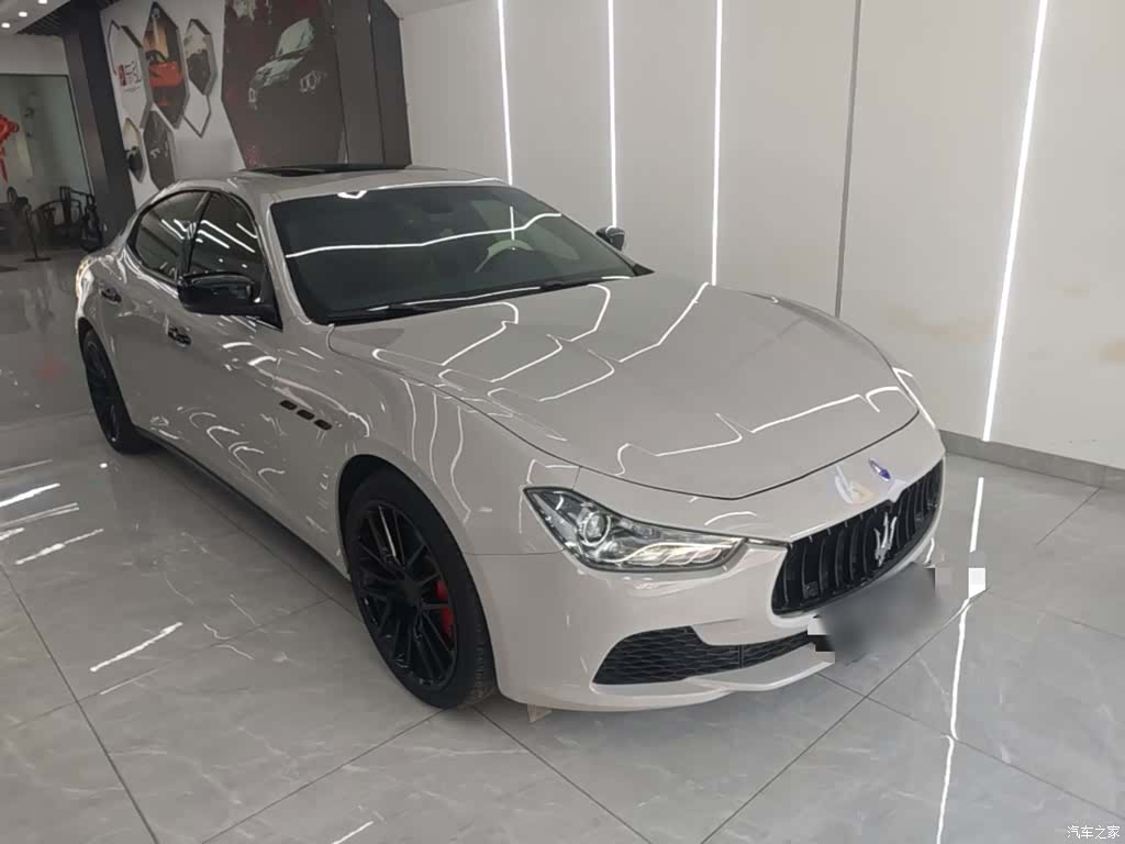 Maserati Ghibli, 2016 4