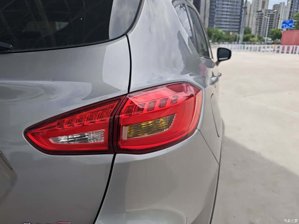 DongFeng AX5, 2020 8